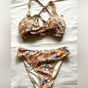 Cupshe Floral Peach Bikini Set